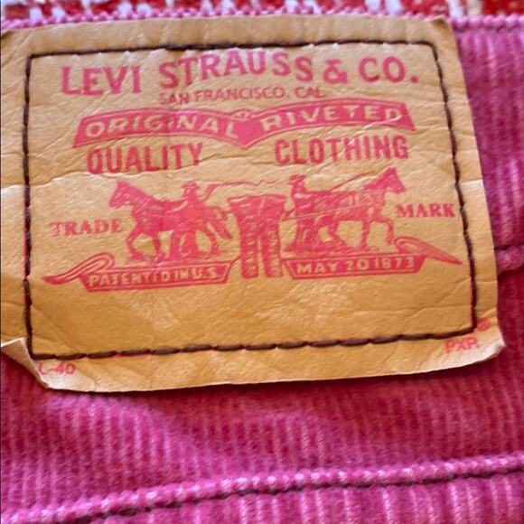 Levi’s pink 9 corduroy skirt - Picture 3 of 5